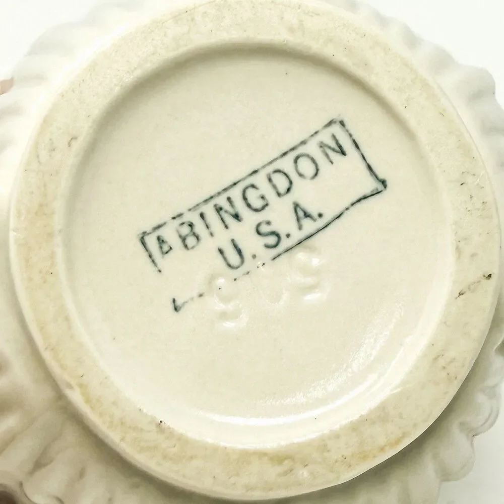 Vintage Abingdon Pottery #506 Shell Vase Planter White Art Deco 1940s USA